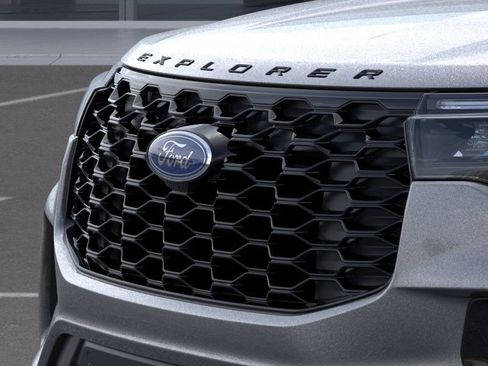 New 2026 Ford Explorer ST-Line w/ ST-Line Street Pack image 17
