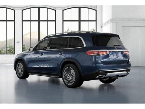 New 2026 Mercedes-Benz GLS 450 4MATIC image 29