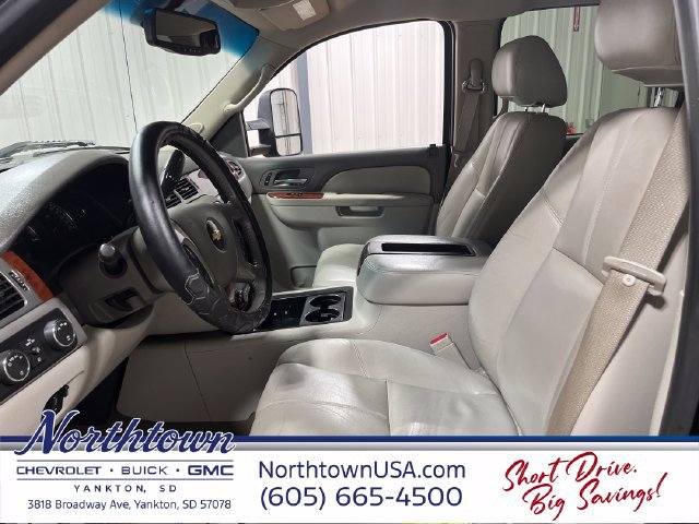 Used 2012 Chevrolet Silverado 2500 LTZ w/ LTZ Plus Package AWD/4WD image 19