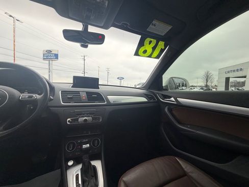 Used 2018 Audi Q3 2.0T Premium image 16