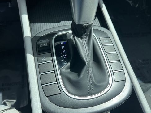 Used 2024 Hyundai Kona SEL image 36