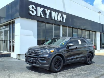 Used 2023 Ford Explorer XLT w/ Class IV Trailer Tow Package