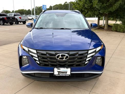 Used 2024 Hyundai Tucson SEL FWD image 2