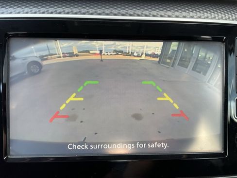 Certified 2020 Nissan Kicks S image 8