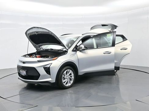 Used 2022 Chevrolet Bolt EUV LT image 33