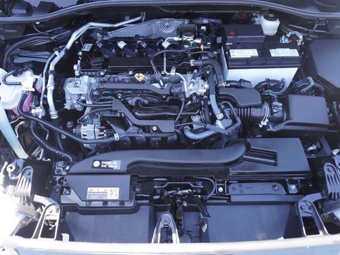 Used 2023 Toyota Corolla Cross L FWD image 22