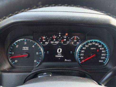 Used 2017 GMC Yukon XL Denali w/ Open Road Package AWD/4WD image 15