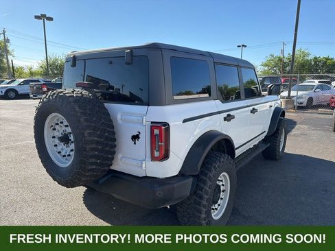 Used 2023 Ford Bronco Wildtrak image 7