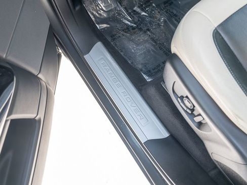 Certified 2022 Land Rover Range Rover Sport HST image 17