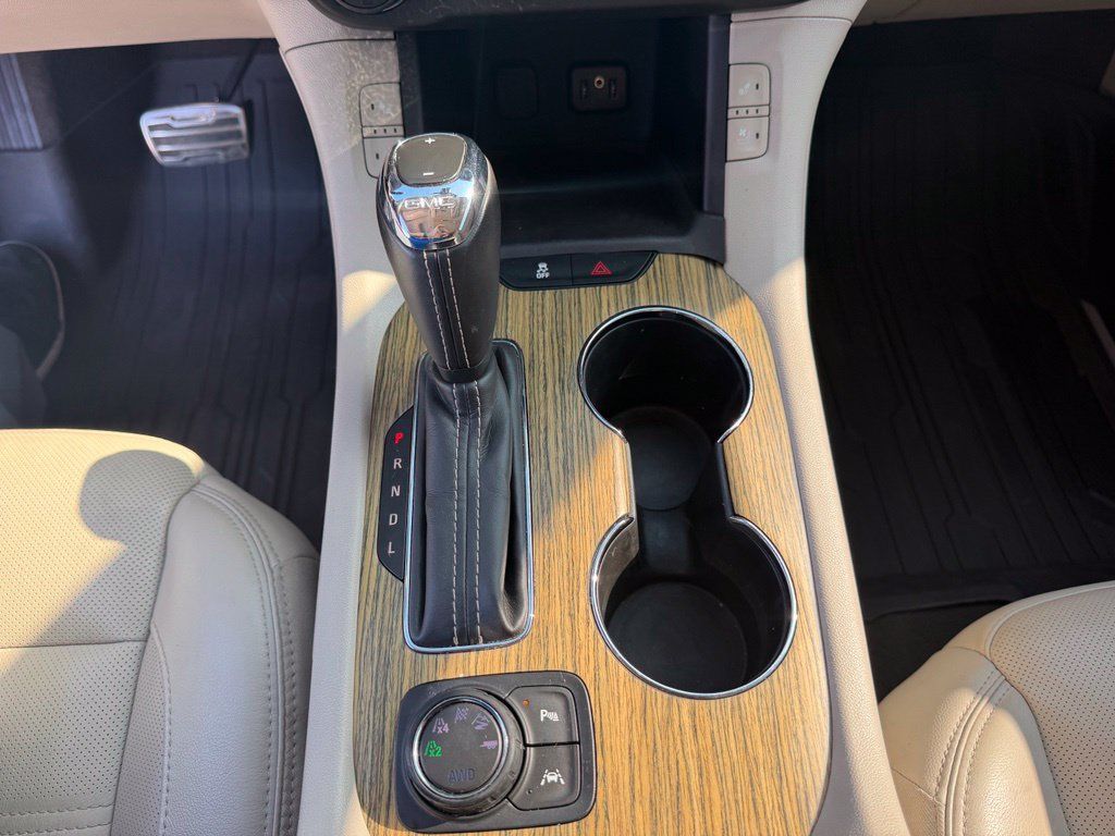 Used 2018 GMC Acadia Denali AWD/4WD image 21