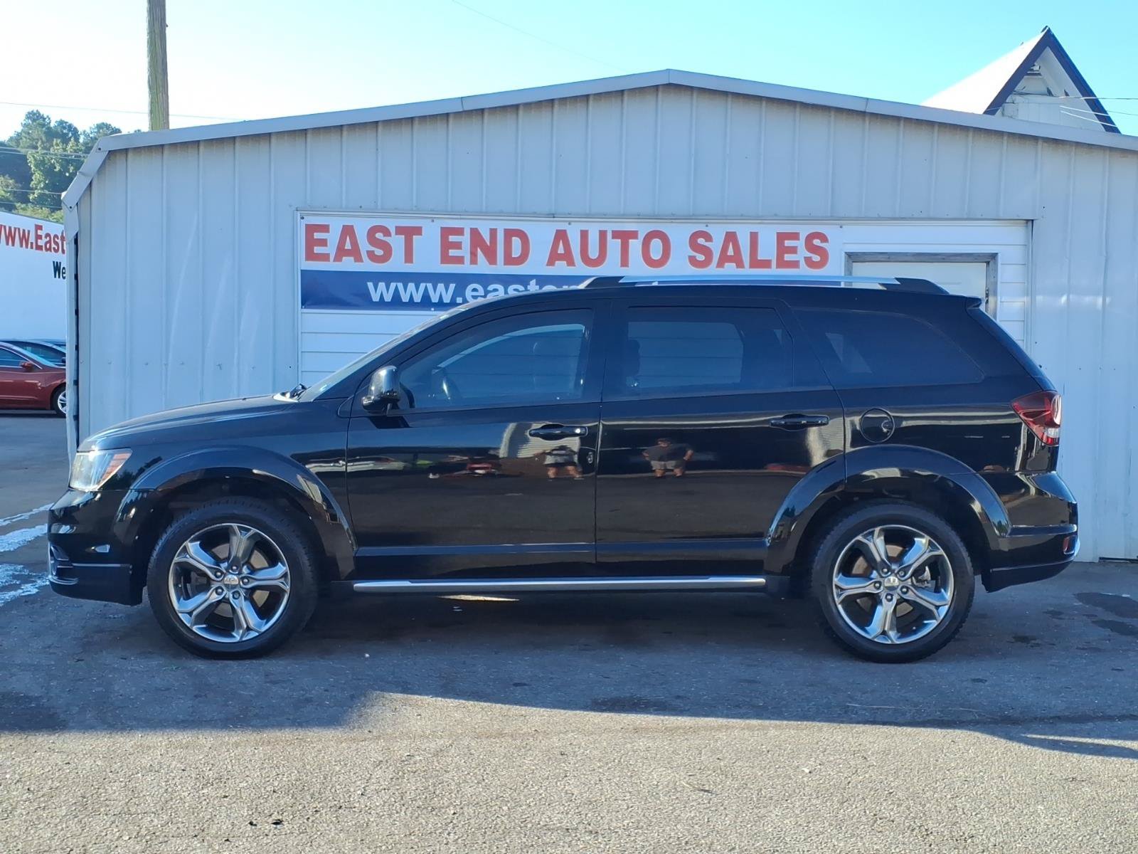 Used 2016 Dodge Journey Crossroad FWD image 2