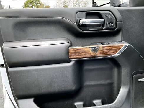 Used 2020 Chevrolet Silverado 2500 High Country w/ Technology Package image 26