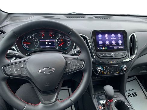 Used 2024 Chevrolet Equinox RS image 12