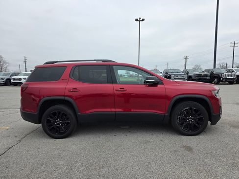 Used 2023 GMC Acadia SLT w/ Elevation Edition image 6