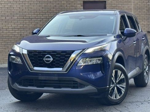 Used 2022 Nissan Rogue SV image 34