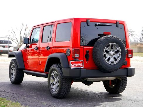 Used 2018 Jeep Wrangler Unlimited Rubicon w/ Connectivity Group image 8