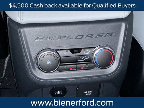 New 2026 Ford Explorer Platinum w/ LUX Leather Package AWD/4WD image 17