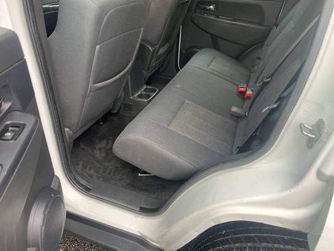 Used 2012 Jeep Liberty Sport AWD/4WD image 21