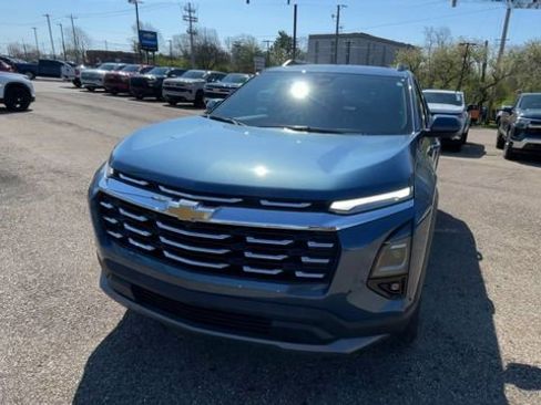 New 2026 Chevrolet Equinox LT w/ Convenience Package II AWD/4WD image 5