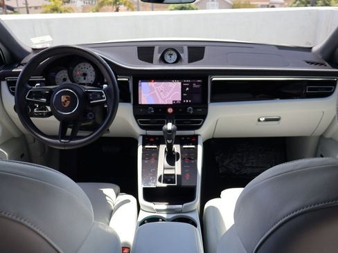 Certified 2024 Porsche Macan GTS w/ Premium Plus Package AWD/4WD image 21