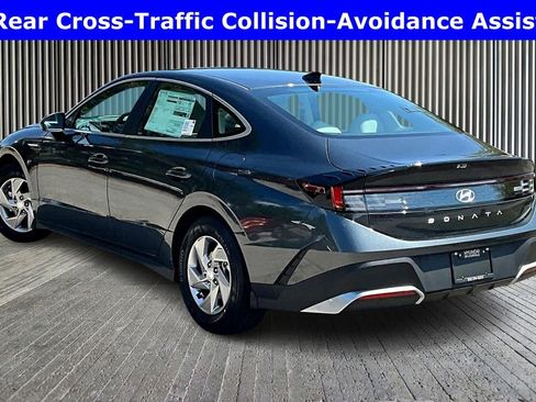 New 2026 Hyundai Sonata SE FWD image 3