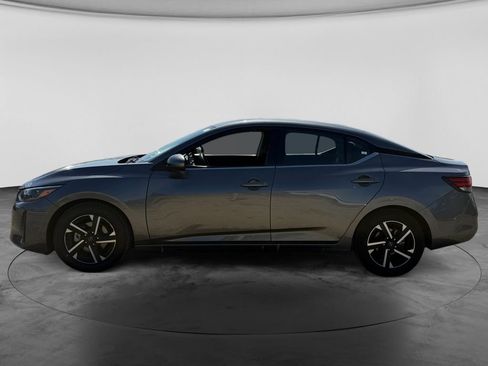 Used 2025 Nissan Sentra SV FWD image 5
