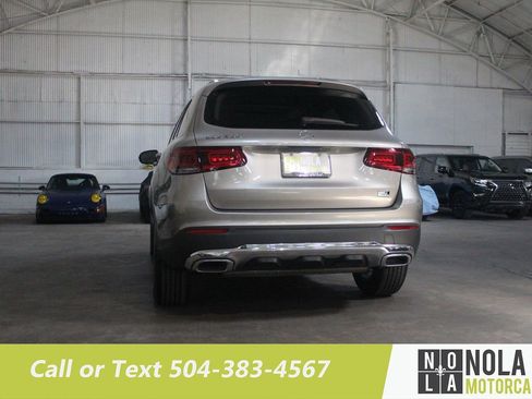 Used 2022 Mercedes-Benz GLC 300 SUV image 16