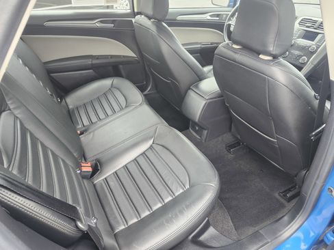 Used 2020 Ford Fusion S FWD image 19