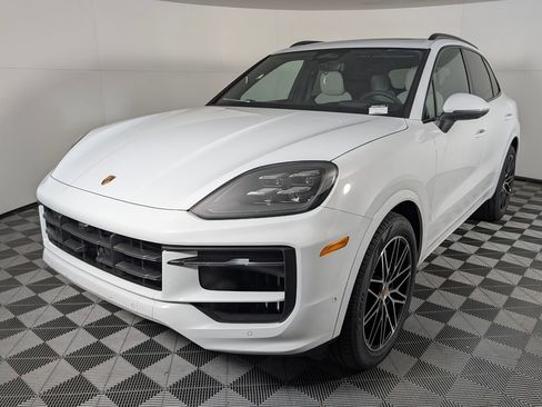 New 2026 Porsche Cayenne image 1