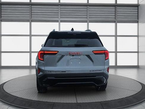 New 2026 GMC Terrain Elevation w/ Elevation Premium Package AWD/4WD image 5