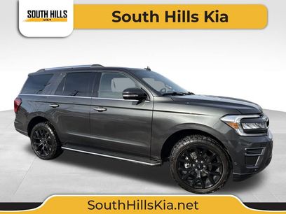Used 2023 Ford Expedition Limited