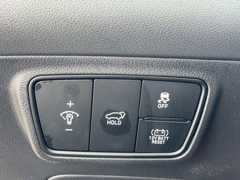 Used 2024 Hyundai Tucson Limited image 19