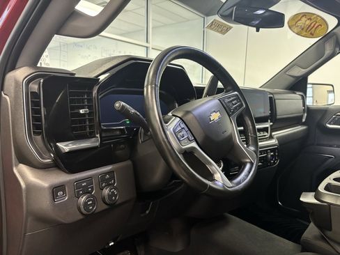 Certified 2023 Chevrolet Silverado 1500 LT image 10