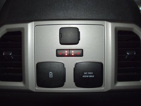 Used 2021 Ford F250 Lariat w/ Lariat Ultimate Package image 42