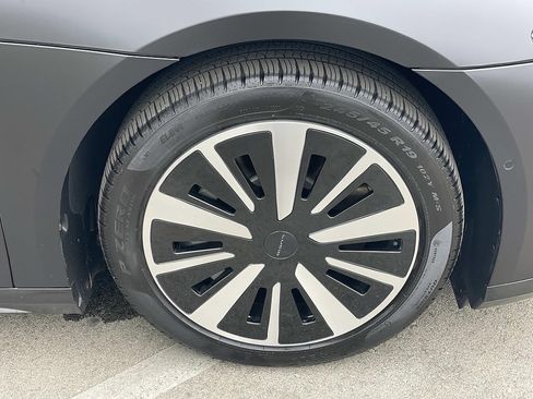 Used 2025 Lucid Air Touring AWD/4WD image 38
