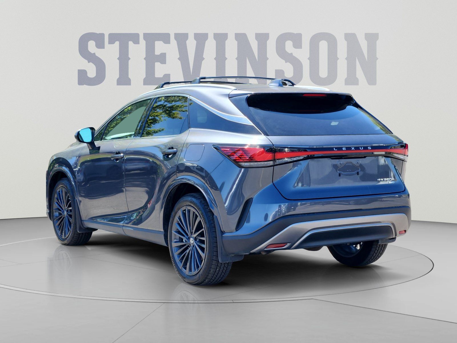 Used 2026 Lexus RX 350h w/ Convenience Package AWD/4WD image 3