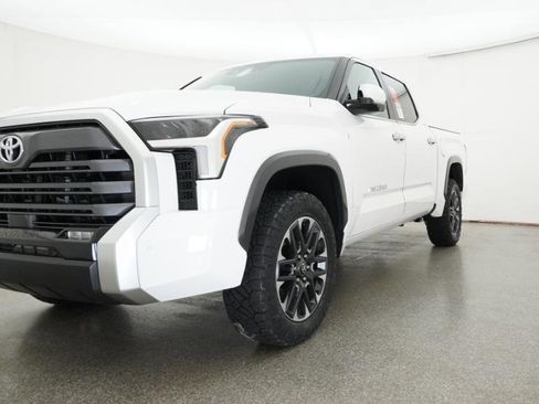 New 2026 Toyota Tundra Limited AWD/4WD image 20