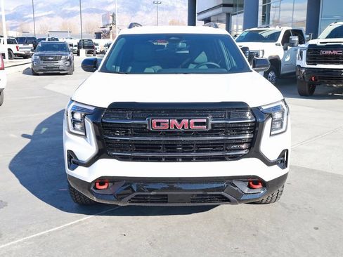 New 2026 GMC Terrain AT4 AWD/4WD image 9