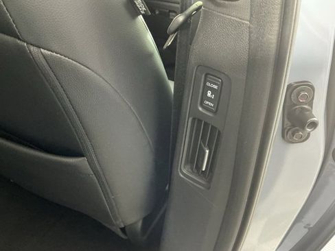 Certified 2024 Honda Odyssey Sport image 11