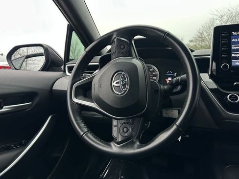 Used 2021 Toyota Corolla SE image 16