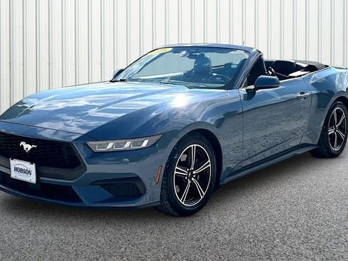 Used 2025 Ford Mustang Premium RWD image 2