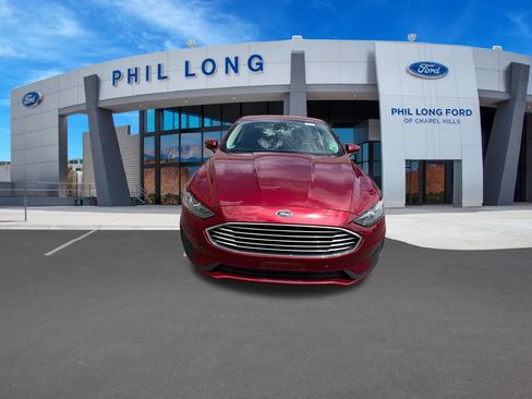 Certified 2019 Ford Fusion SE FWD image 10