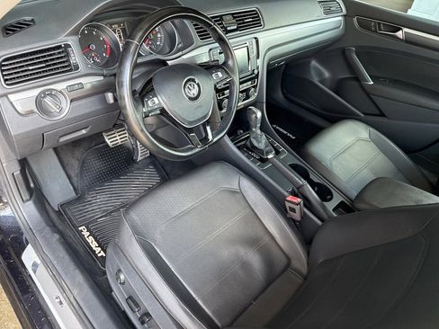 Used 2018 Volkswagen Passat 2.0T R-Line image 27
