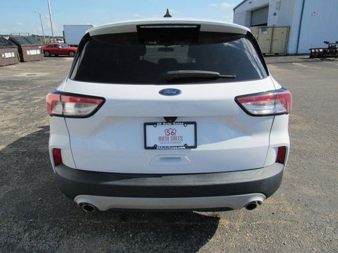 Used 2021 Ford Escape SE FWD image 4