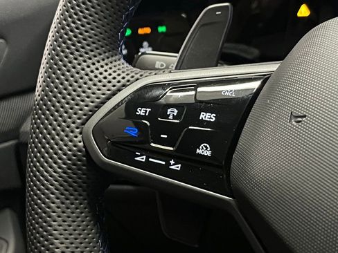 New 2026 Volkswagen Golf image 26