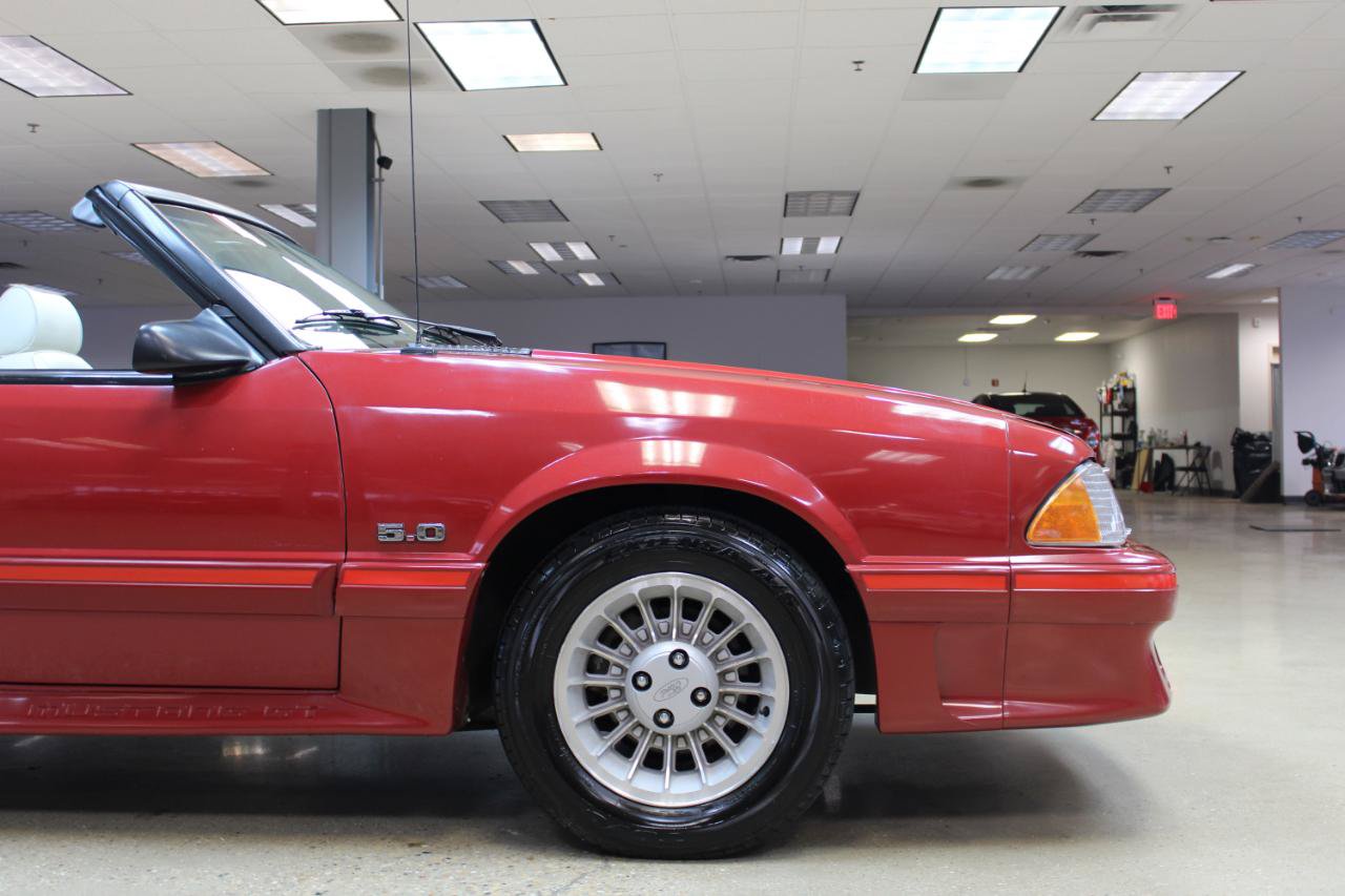 Used 1987 Ford Mustang GT RWD image 37