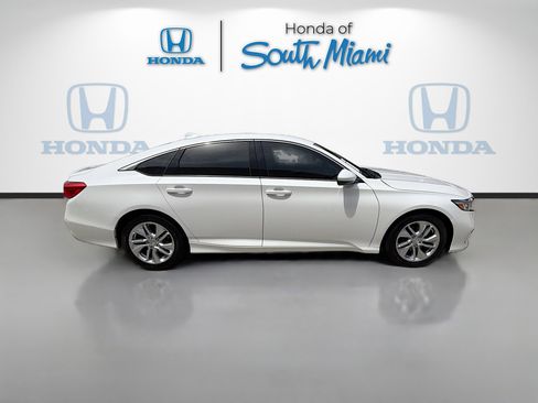 Used 2018 Honda Accord LX image 8