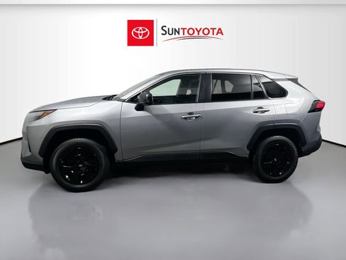 Used 2025 Toyota RAV4 LE image 7