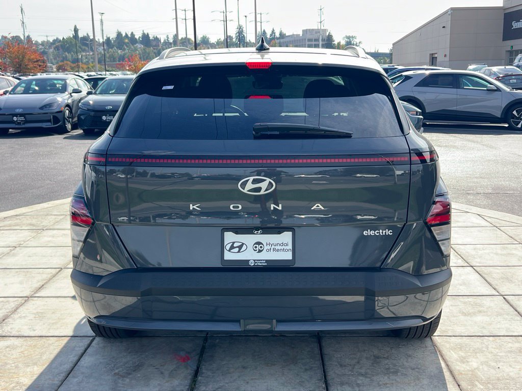 Certified 2024 Hyundai Kona SEL FWD image 6