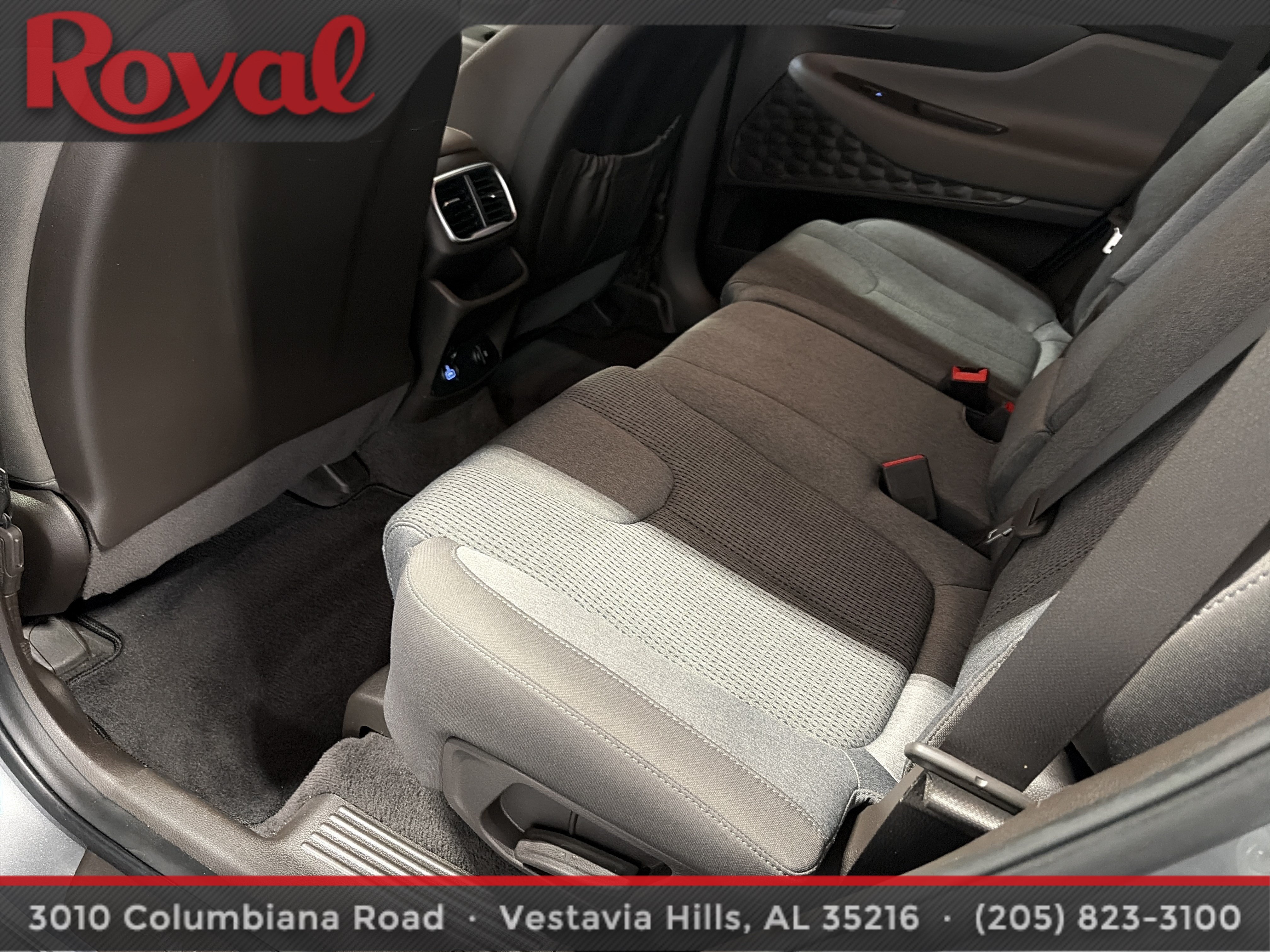 Used 2019 Hyundai Santa Fe SEL FWD image 16